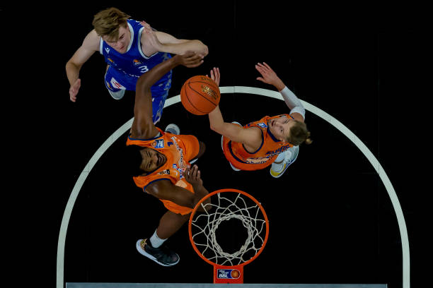 之间暗暗较 之间暗暗较